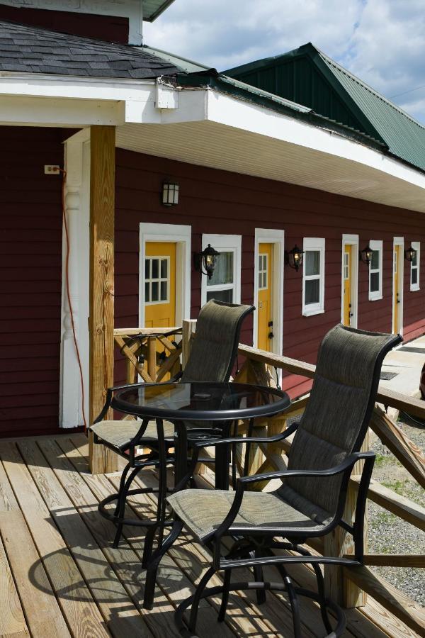 The Whitetail Inn And Suites- Линкольн Экстерьер фото